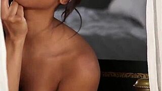 Ebony babe big tits! 😍