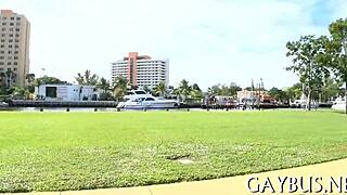 i'm lookin' at free homosexual sex vids