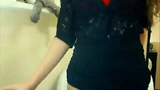 Watch this big tits Russian girl masturbate on webcam.