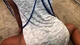 twerking upskirt with sexy moves