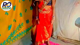 desi village bhabhi strips saree for intense fingering chudai! 💋