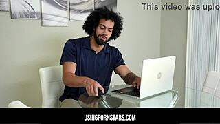 GF lets freeuse bestie Blake Blossom