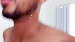 Os Caras Da Rua Seis E Seus Paus Enormes Vão Transar Num Galpão Abandonado