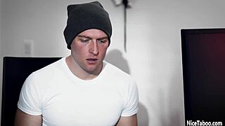 big boobs milf sarah vandella gives perfect blowjob before sex