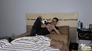 Voy con un cliente y me ofrece más dinero pero hacerlo sin condón y digo que si!