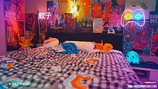 i dress as your little cosplayer and masturbate on webcam for you