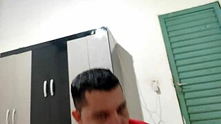 I love giving boquete to that gay guy.