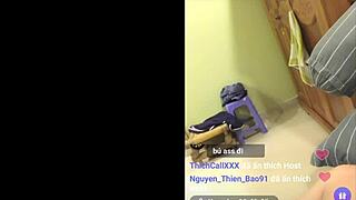 Vietnamese gay boys hang out together