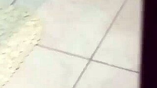 Follando a la Puta Mujer de Mi Mejor Amigo