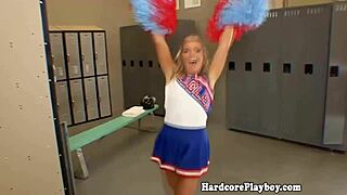 I am a flexible cheerleader who fucks and sucks with enthusiasm.