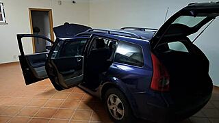 a latina wife bangs the buyer while selling her car