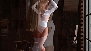 I watch Darina Nikitina's hot solo with toys