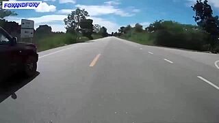 Risky quick blowjob happens in a public road toilet without hesitation.