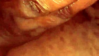 Wife Receives Handjob Leading To Cumshot