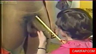 Webcam teen 18+ chats and interacts in amateur home video session