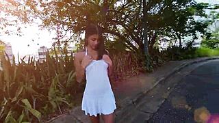 Denisse Gomez Enjoys Venezuelan Evening In Erotelki