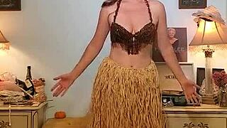 Dainty Rascal Dances With Body Positivity