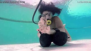 Brita Piskova Masturbates Underwater In Pool!