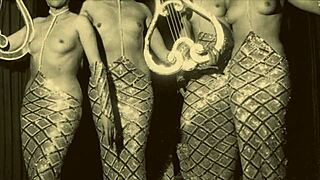 Ever seen vintage showgirls strip with natural tits on display?