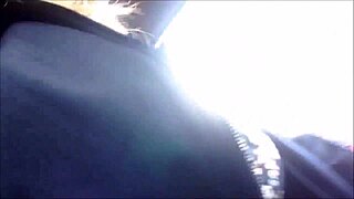 so hot watching this girl pee outdoors