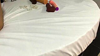 Vadia Submissa Exibindo E Levando Rola De Quatro No Motel