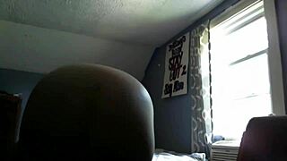 Hey stepmom, strip down and bang me before your date tonight!