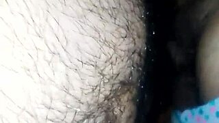 pequeño squirt de mi esposa en la cama