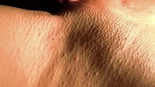 Watch this babe lick pussy to squirt orgasm!