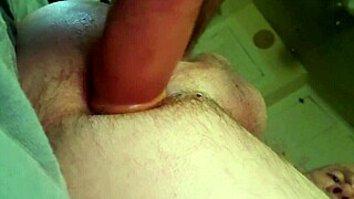 Dildo fucking feels incredible 😍