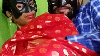 Hard Fucking for Sexy Indian Bhabi in Red Saree!