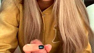 Pretty Woman Handjob Her Friend - Amelie Dubon