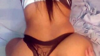 COLOMBIAN LATINA IN THONG AND HEELS SCENE