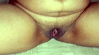 Indian mature woman gets messy cumshot after intense banging session