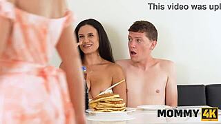 mommy4k old gal seduces with her pancakes! 🥞