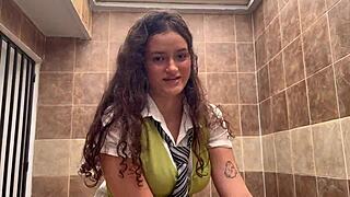 Estudiante De Tetas Grandes Folla A Maestro Para Aprobar