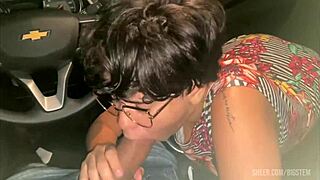 The Uber Girl Pays Her Ride with a Blowjob After the Party!