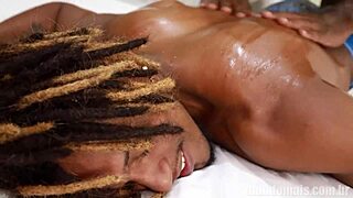 combinação perfeita massagem chupada e sexo entre homens!!