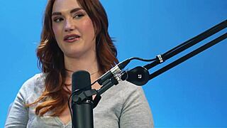 Siri Dahl's Close-Up Pussy Masturbation Orgasm