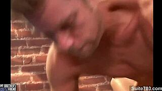 Awesome gay massaging and fucking session! 😍💪