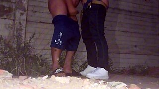 i was cojiendo in the callejon and ripped my clothes off for the amateurs.