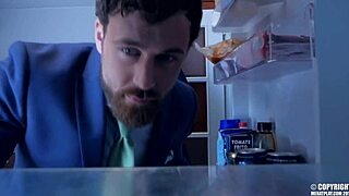 Making It Big With Roommate.