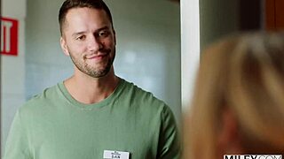 Curvy blonde milf Ainslee seduces delivery boy boldly