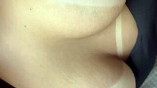 My lover loves sucking my natural big tits, I sent a video to tease him