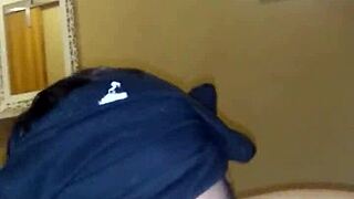 This guy sucks his friend off until he cums in a casual hangout