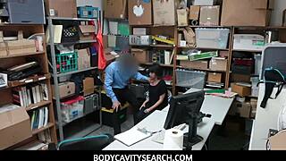 hot thief penelope reed strikes a deal with the officer