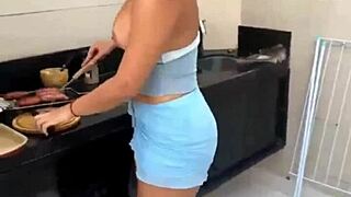 slave deep throat and ass public fucked