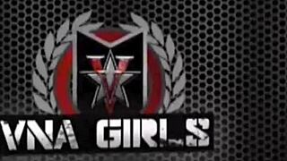 crystal rush gives a pussylicious cock massage