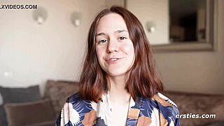 Anca's shaved pussy in dildo session?