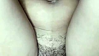 watch this young latina masturbate to creamy orgasm?