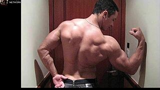 Carlos simões bodybuilder with young brunette in anal lingerie game